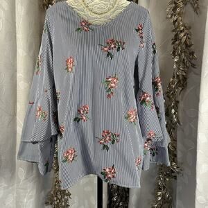 Peach‎ Love California Women's Boho Bell Sleeve Floral Top White Blue Stripe M